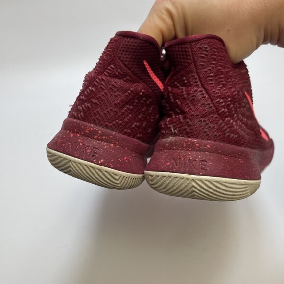Nike Kyrie 3 Team Red / Hot Punch 2016 Basketball Shoes 859466-681 Size 6.5Y - Picture 8 of 16